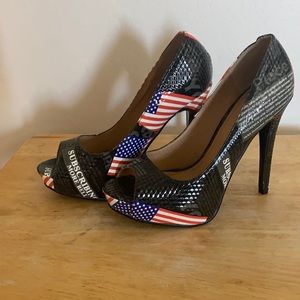 American Pride pumps by Liliana